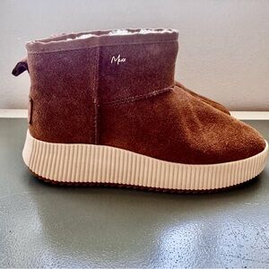 Mexx Suede Shearling Cognac Winter Ankle Boots, Booties. Size 9 NWOT Cabincore